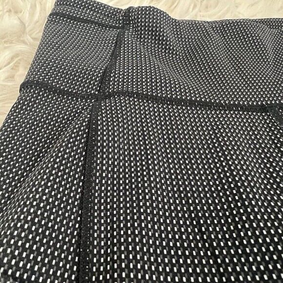 Lululemon Women's Leggings Wunder Polka Dot Size 4 Activewear Black & Grey - Picture 3 of 12